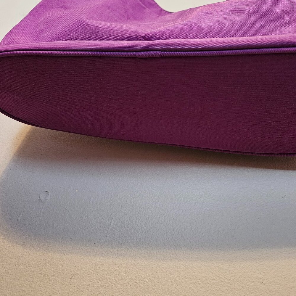 NWT Baggallini Helsinki Silver Hobo Bagg in Magenta/Purple - Picture 9 of 14